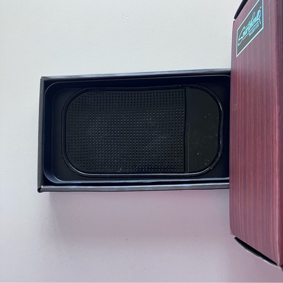 📺Luckies Of London Retro 80s Vibe TV Smartphone Magnifier-2.0 Edition/Decor - Picture 4 of 8